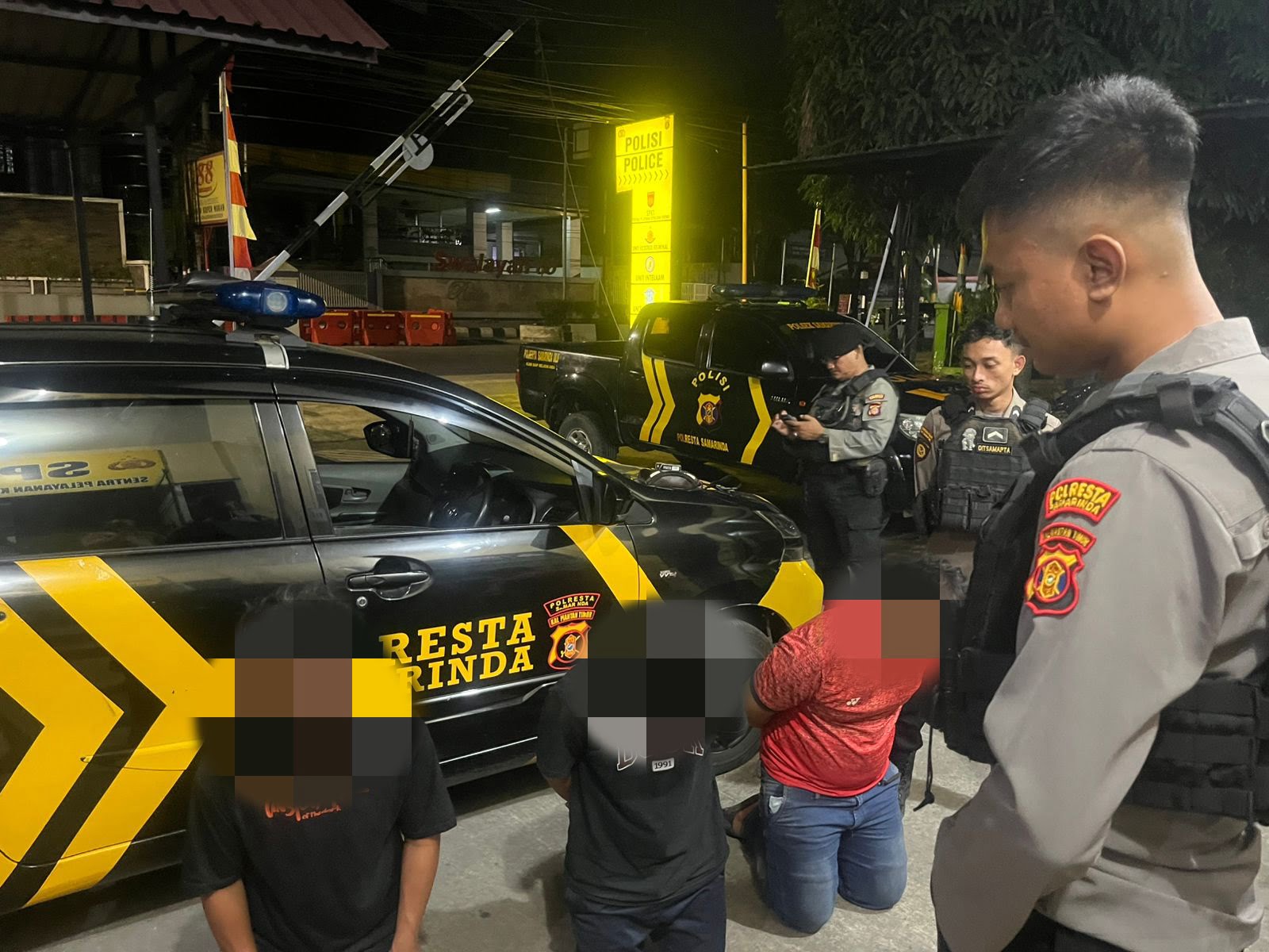 Pak Polisi Datang, Pesta Sabu Tiga Pemuda di Pinggir Jalan yang Gelap Buyar - seantero.id