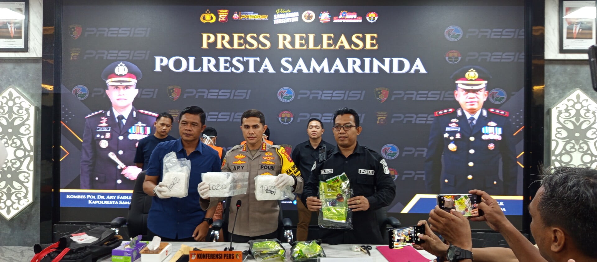 Disuruh Bos Antar Sabu Malah Bertemu Polisi, Dua Pria Akhirnya Kena Tangkap - seantero.id