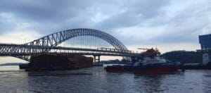 Jembatan Mahakam Lagi dan Lagi Jadi "Samsak" Tongkang