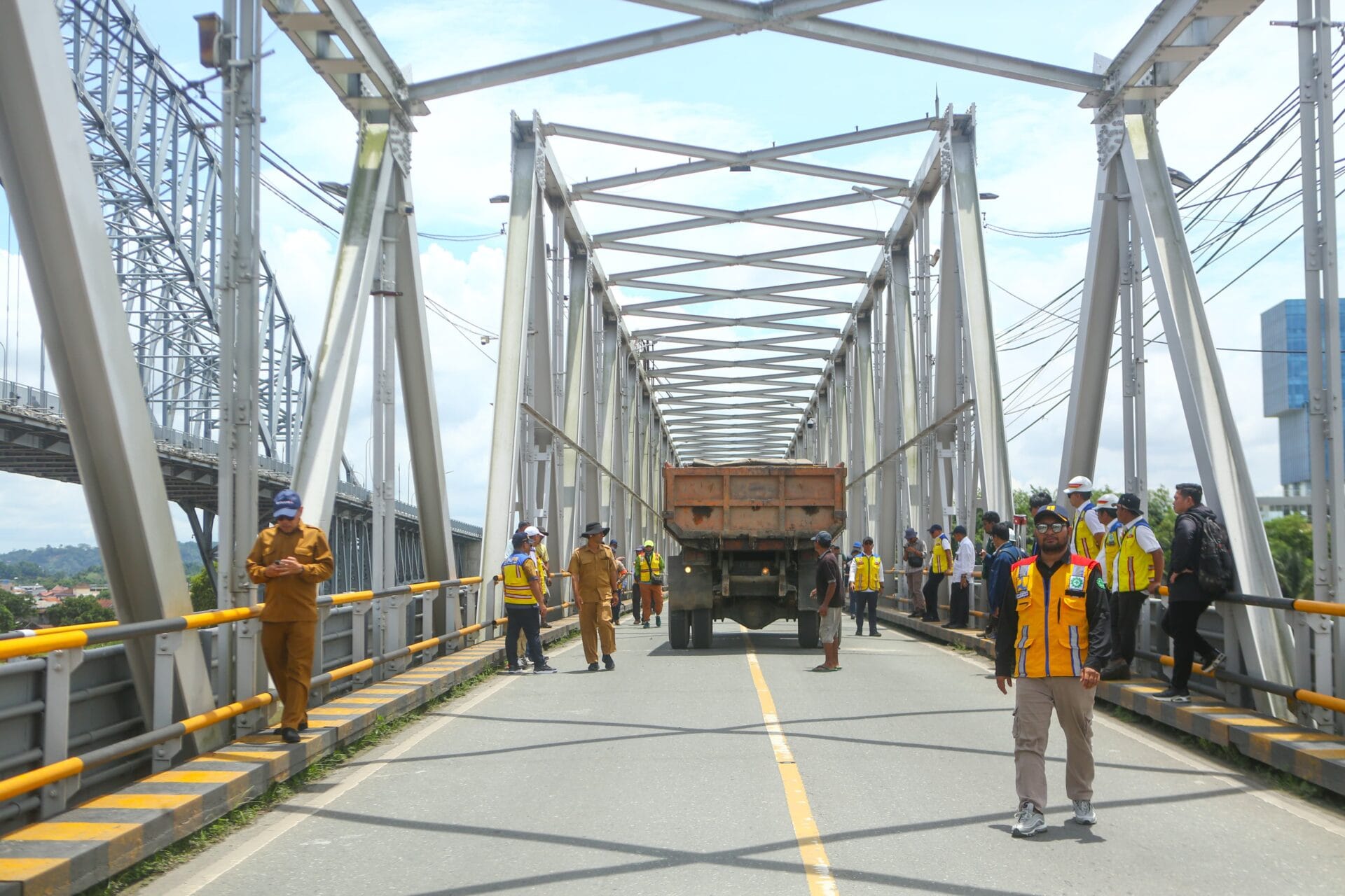 KKJTJ Lakukan Uji Beban Dinamis Jembatan Mahakam, Hasilnya Diumumkan Lusa