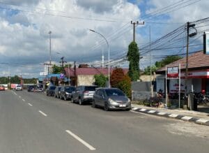 Lurah Melayu Terapkan Solusi Tepat Mengatasi Kekhawatiran Warga Mengenai Parkir Liar di Jalan Imam Bonjol