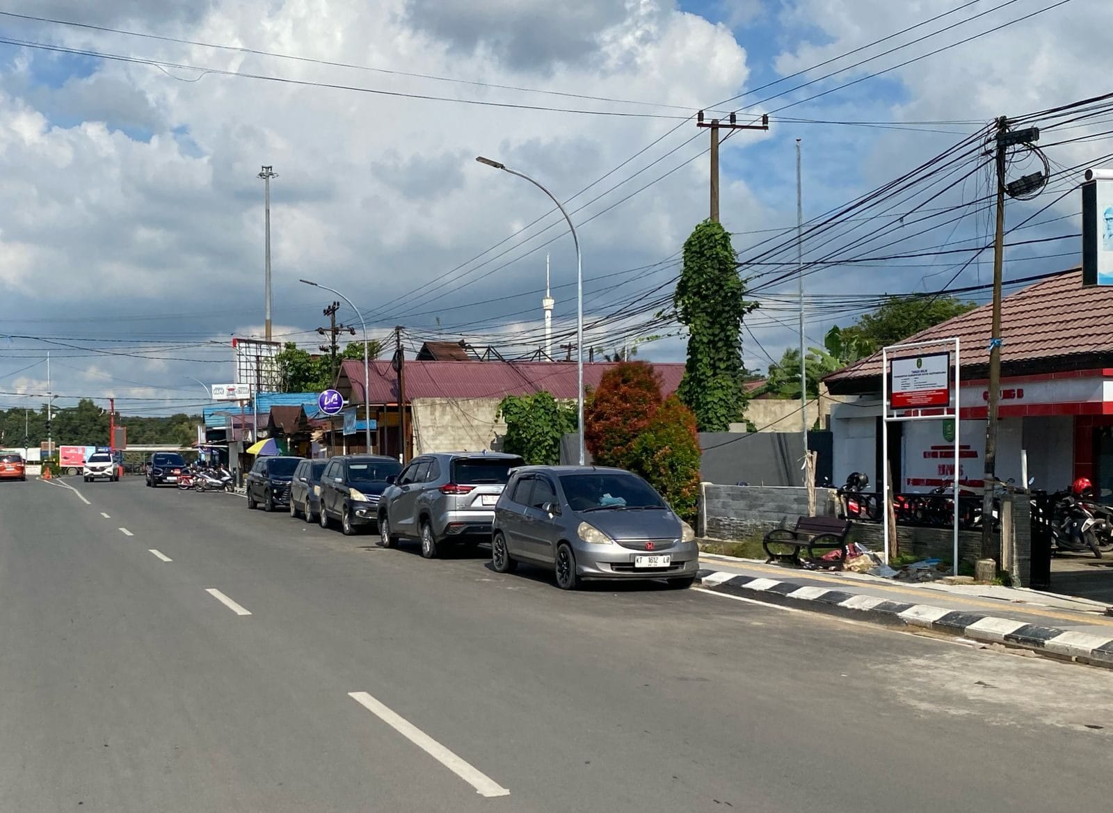Lurah Melayu Terapkan Solusi Tepat Mengatasi Kekhawatiran Warga Mengenai Parkir Liar di Jalan Imam Bonjol