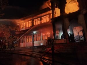 Api Berkobar di Ponpes Nabil Husein, Gedung Tempat Menyimpan Arsip Santri Terbakar