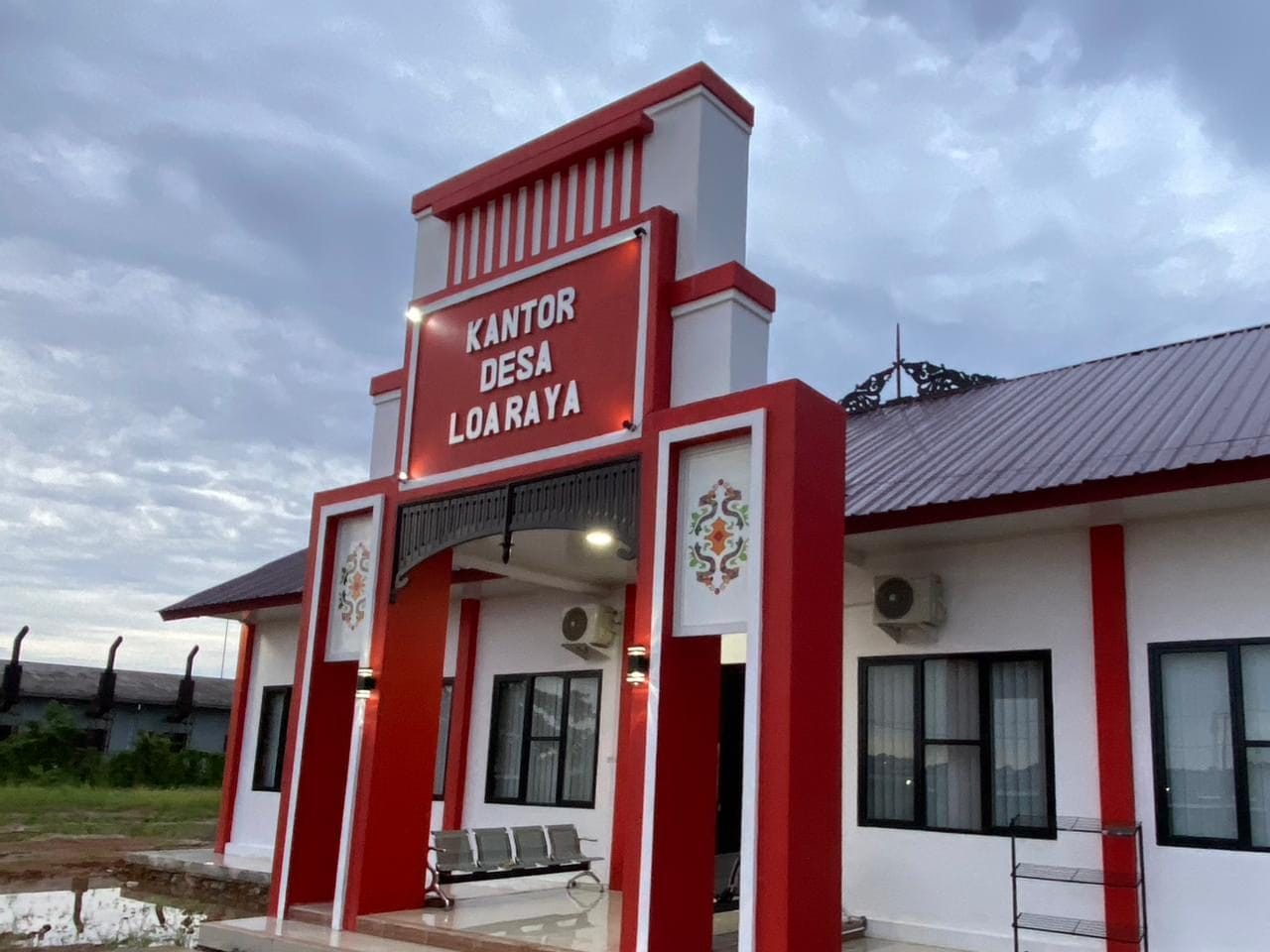 Kantor Desa loa Raya, Kukar.
