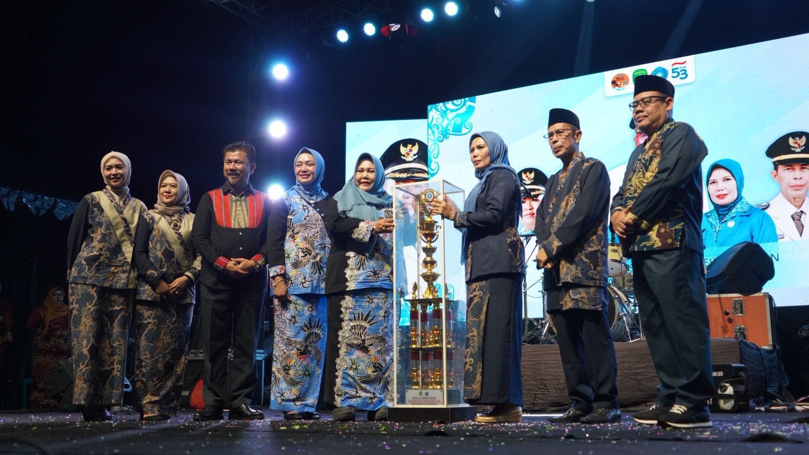 Sekda Kukar, Sunggono, membuka resmi HKG ke-53 PPKK di Kecamatan Muara Badak.