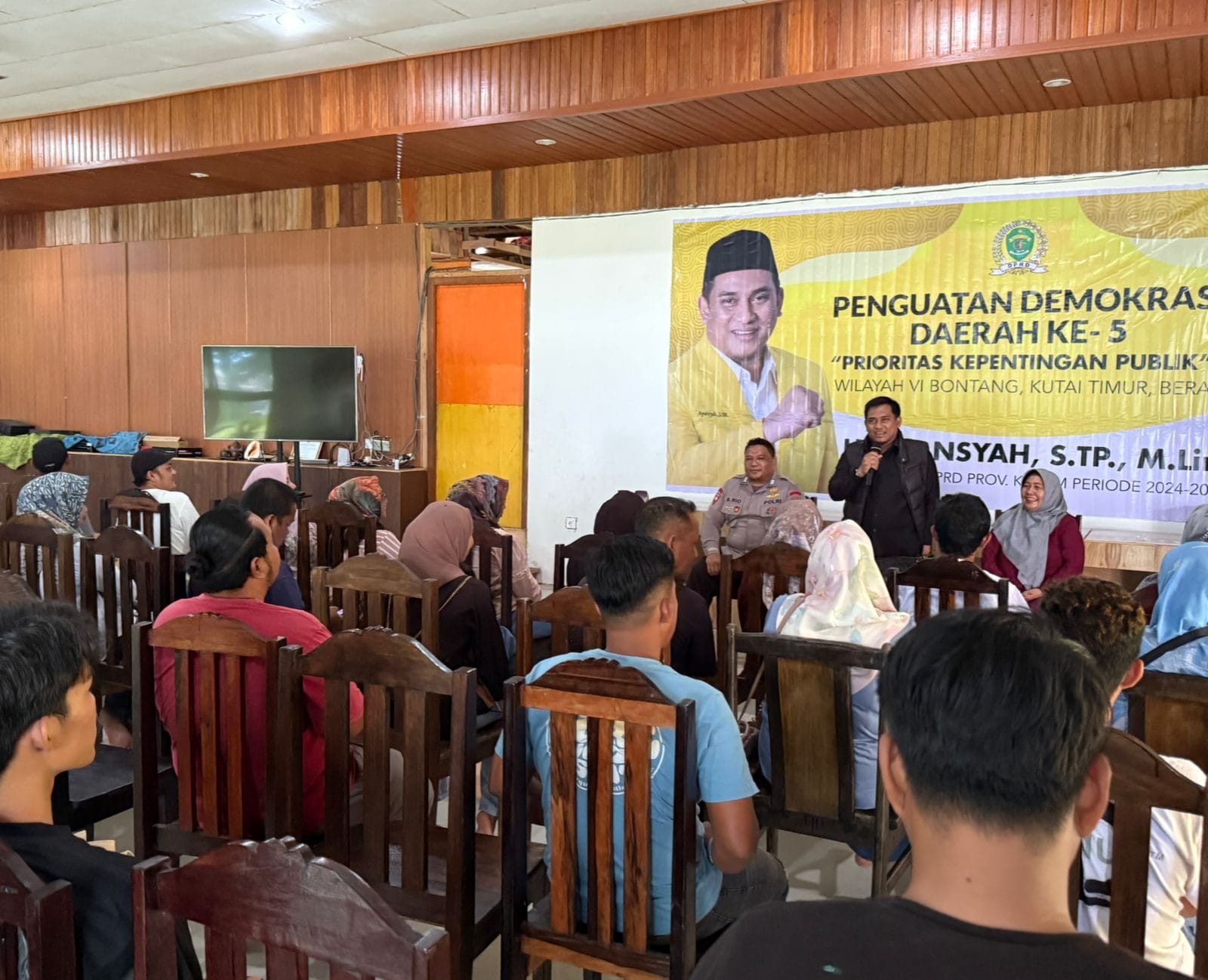 KEPENTINGAN PUBLIK. Apansyah mengingatkan masyarakat untuk aktif mengawal pembangunan agar berpihak pada kebutuhan bersama.