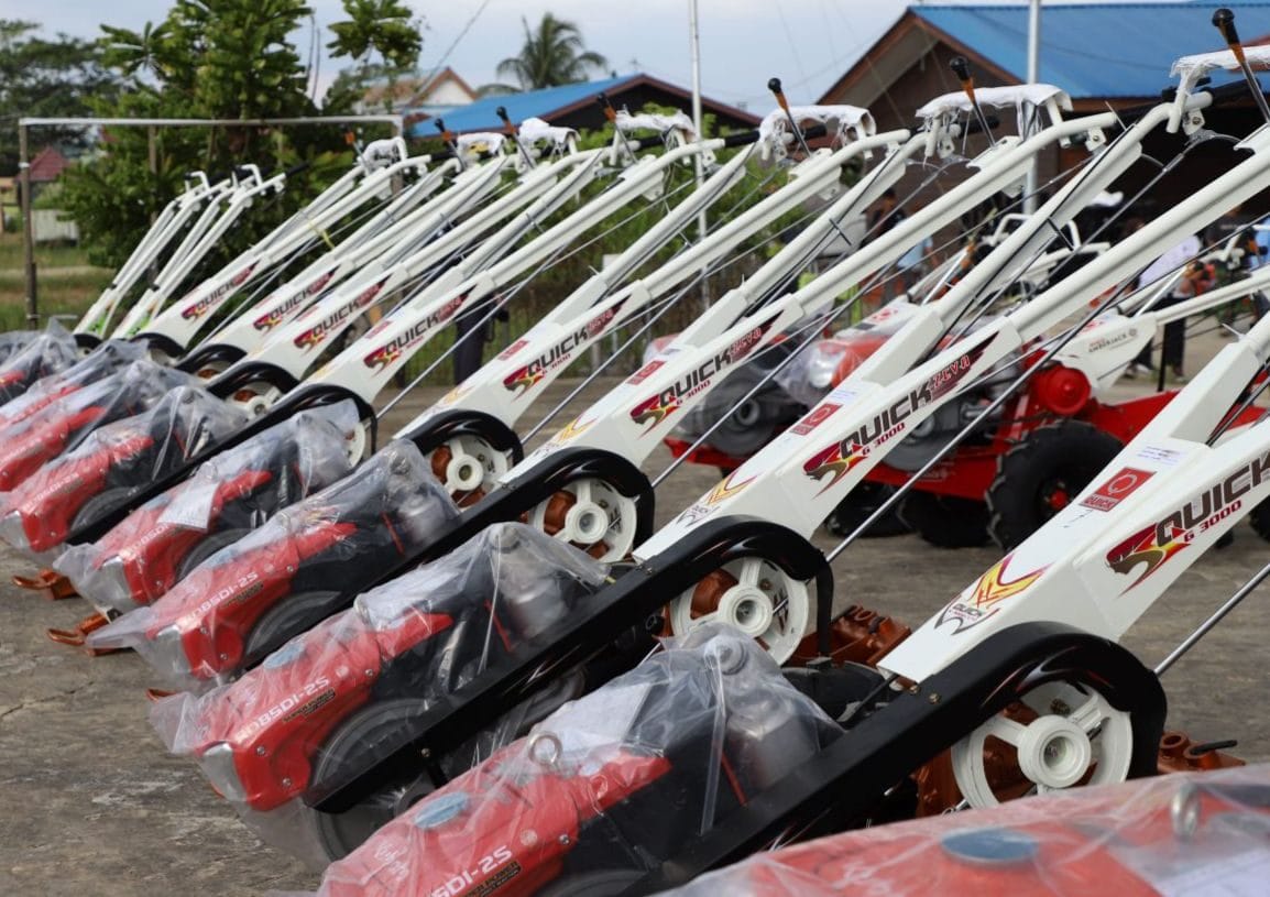 Serah bantuan alat mesin pertanian (Alsintan) dan menandatangani Nota Kesepakatan dengan Kodim 0908 Bontang, Selasa (6/5/2025).